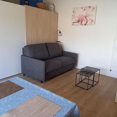 Gite La Petite Maison Montournais 外观 照片